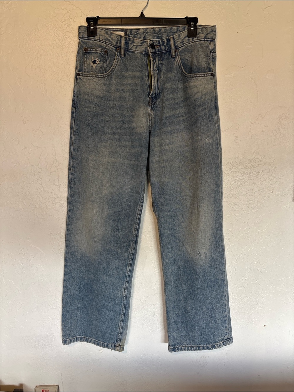 Zara Men's Light Blue Straight-Leg Jeans